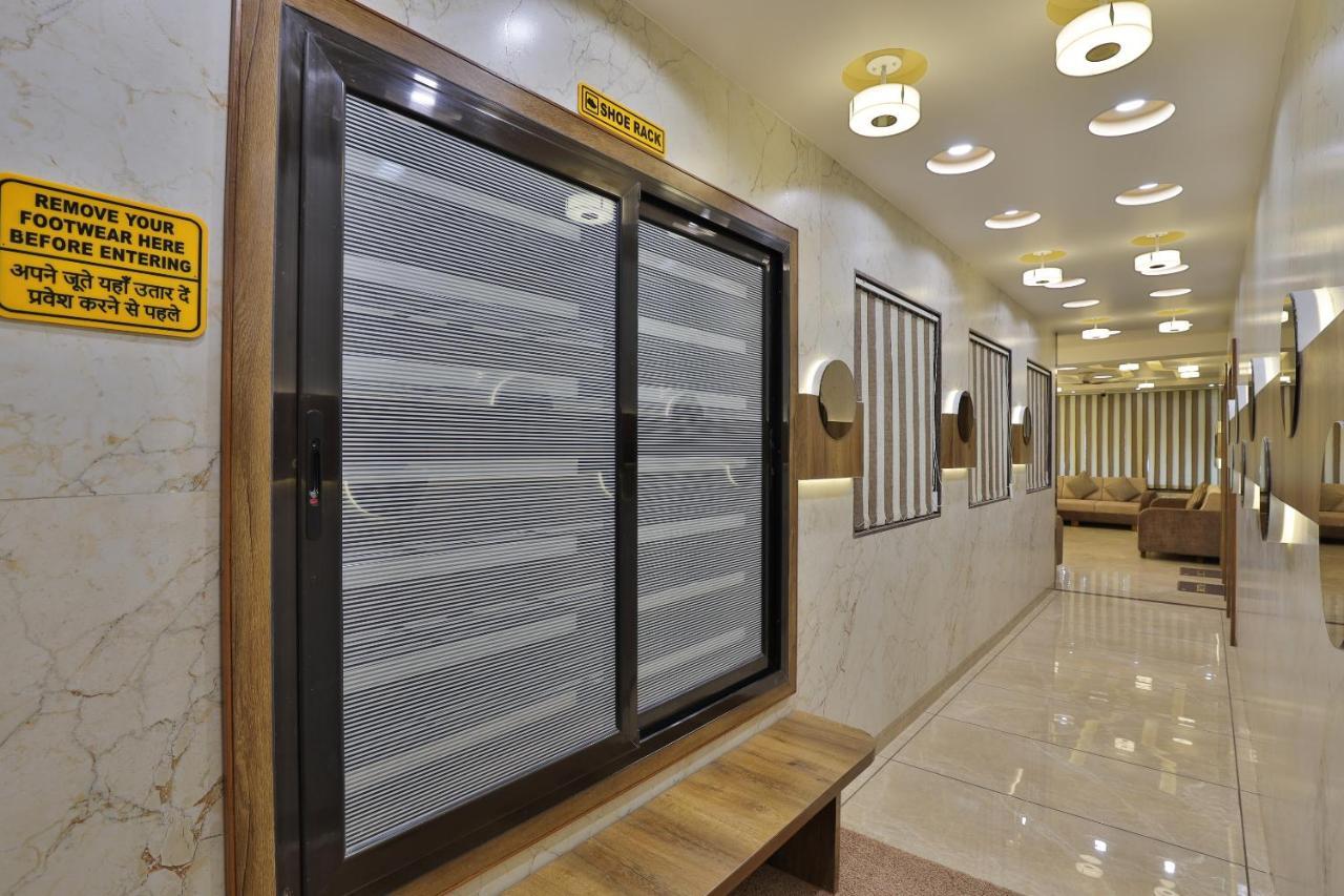 Rest Inn Dormitory 巴罗达 外观 照片
