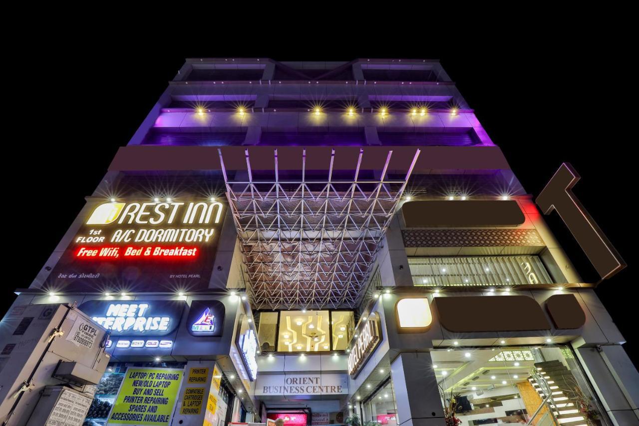 Rest Inn Dormitory 巴罗达 外观 照片